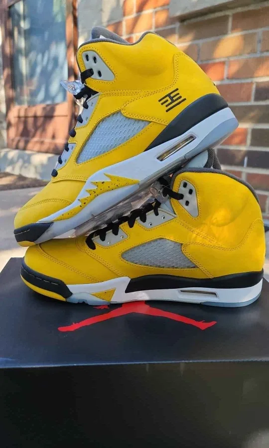 THE JORDAN 5 TOKYO 2025