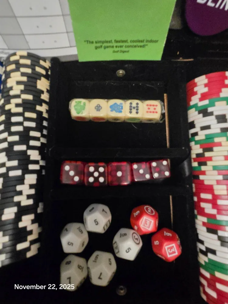 Professional Poker Set, Clay Chips image indicator(3)