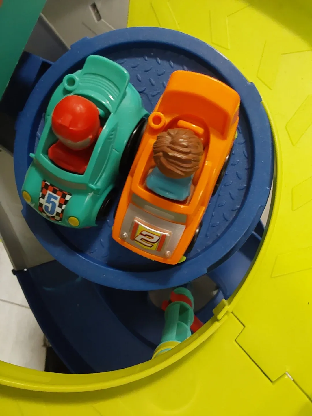 Fisher-Price Little People Launch & Loop Raceway image indicator(2)