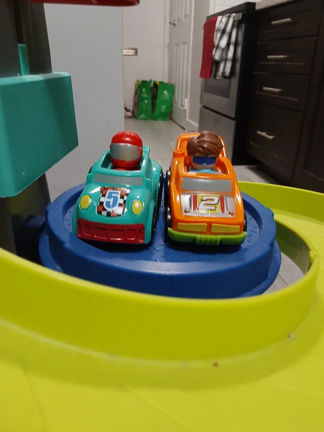Fisher-Price Little People Launch & Loop Raceway image indicator(3)