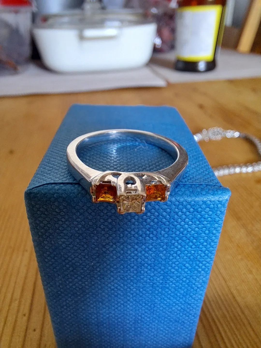 14k Gold Ring with Gemstones - 2.76g image indicator(6)