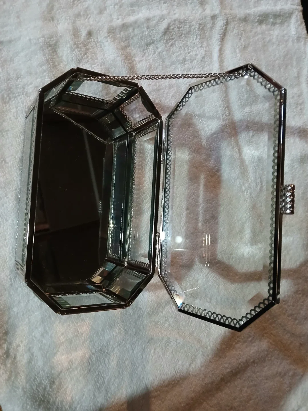 Homesense Glass Jewellery Box image indicator(2)