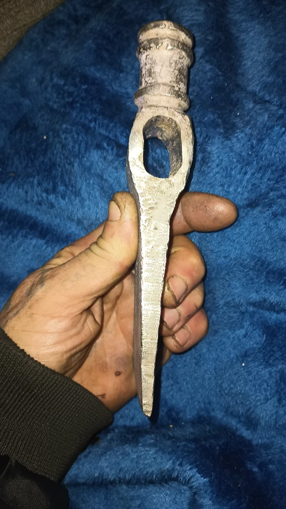 Axe head - photo 2