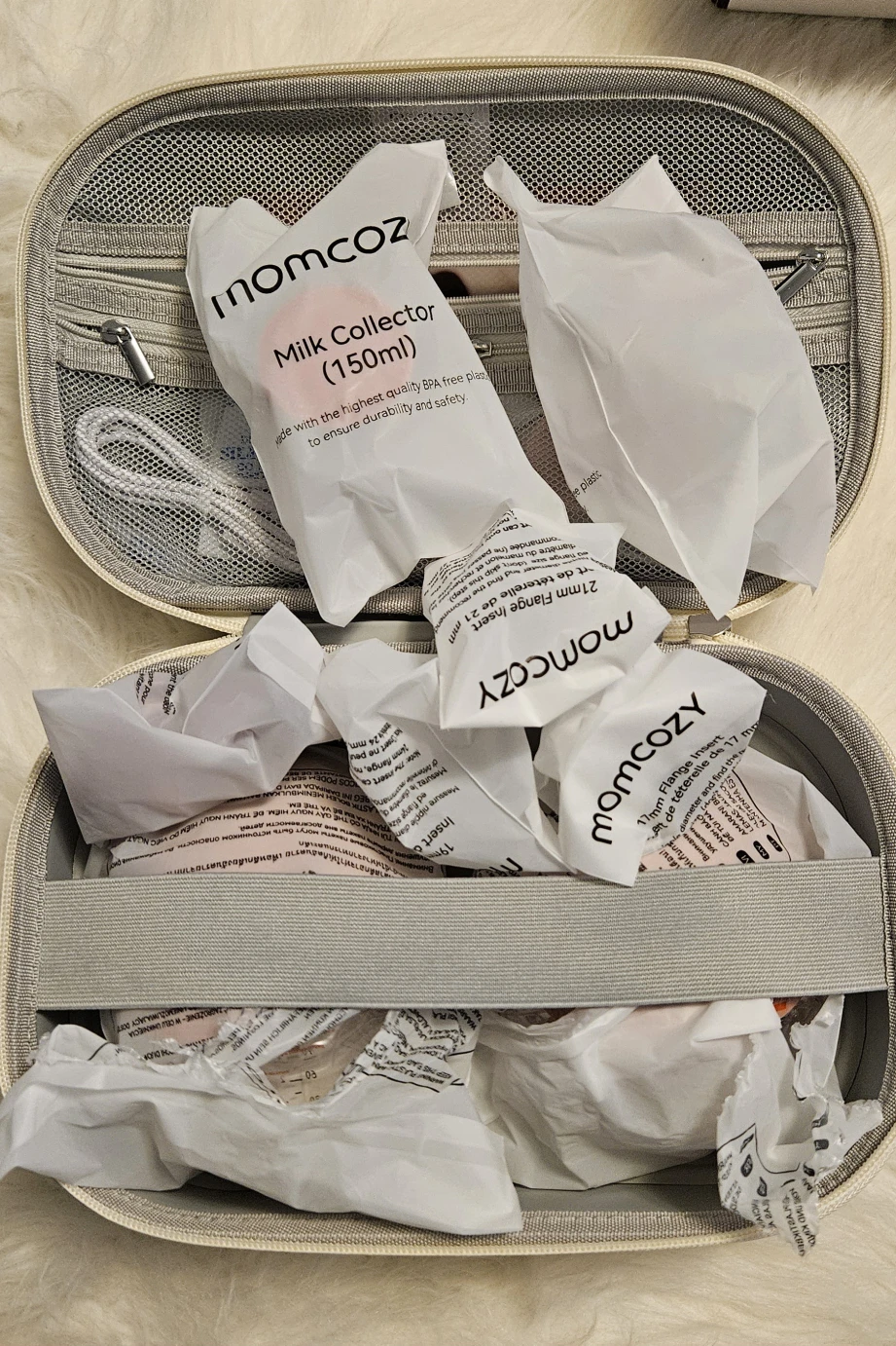 Momcozy Mobile Flow Breast Pump Set 2 Pumps - photo 2