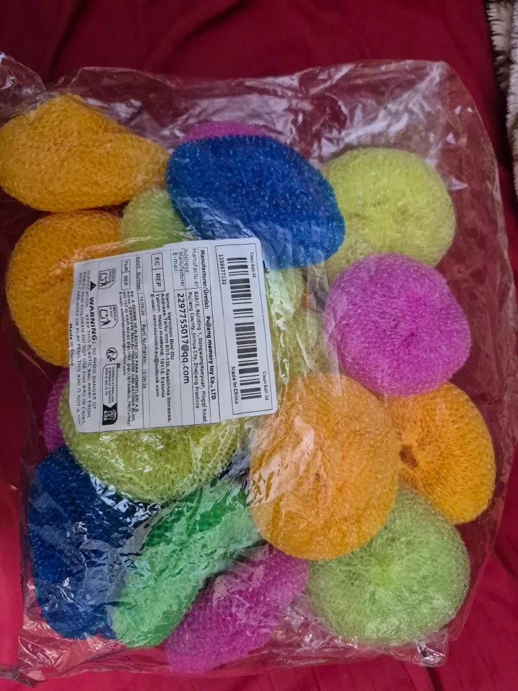 New package dish scrubber (New)