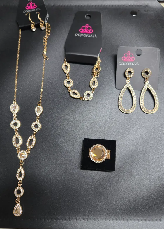 Paparazzi 4 pcs Gold Jewelry Set