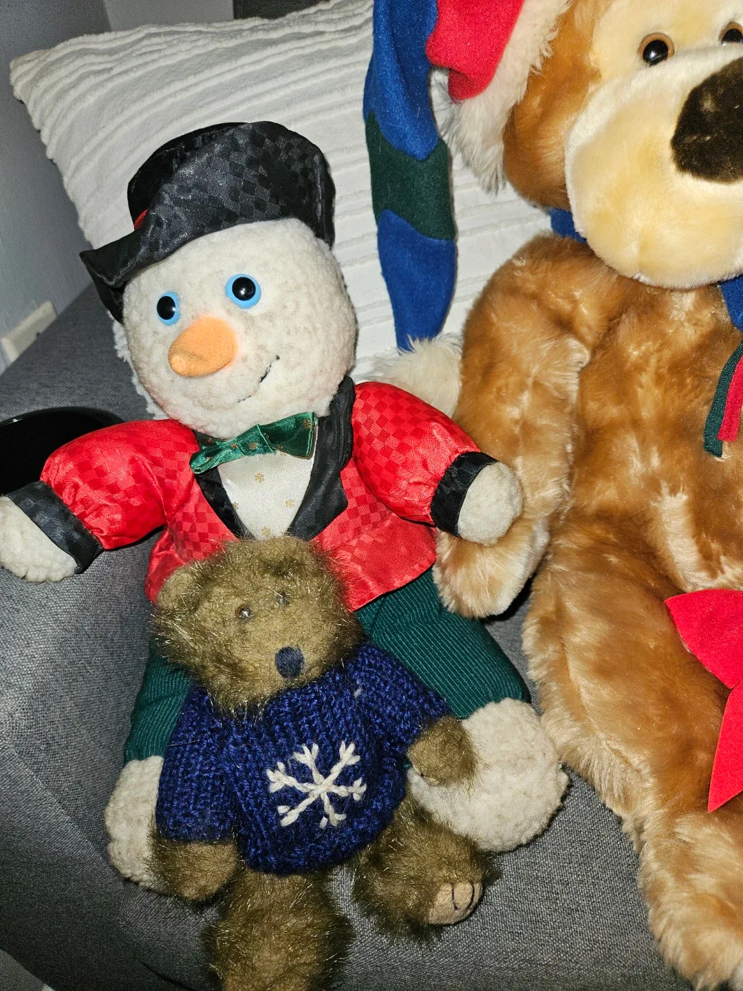 Christmas Plush Toy Collection image indicator(2)