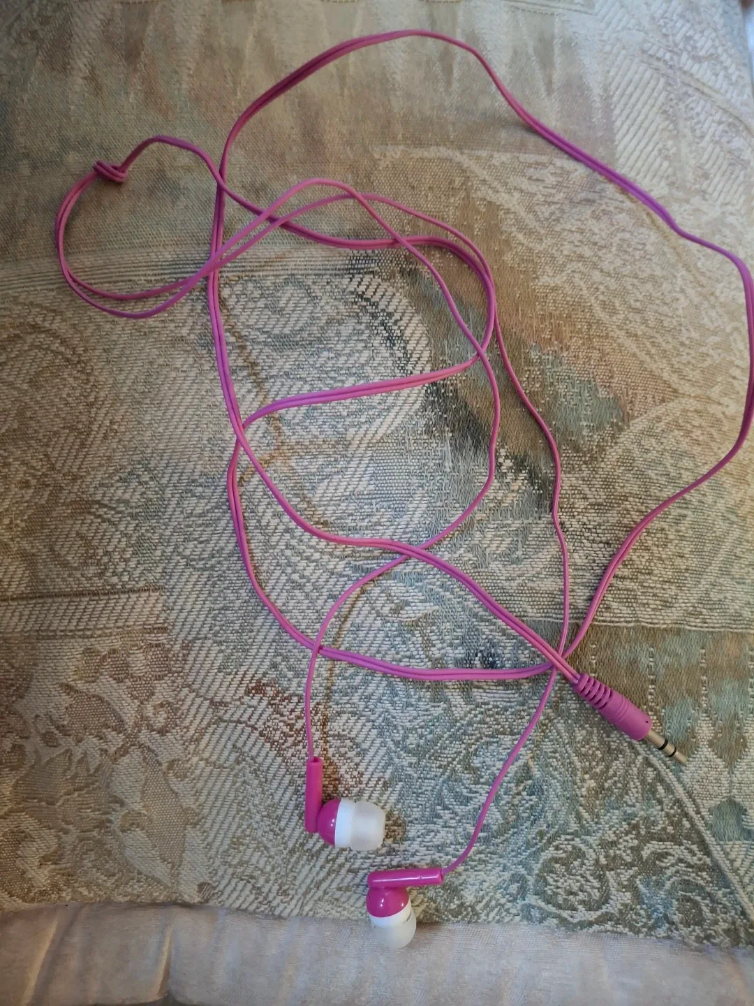 Pink Wired Earbuds