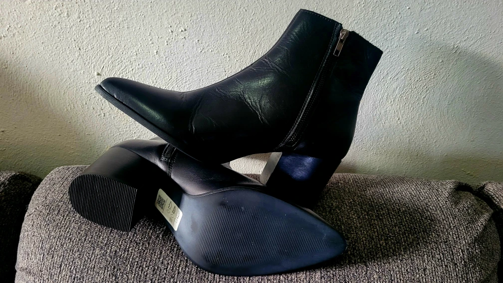 Black Ankle Boots - photo 4