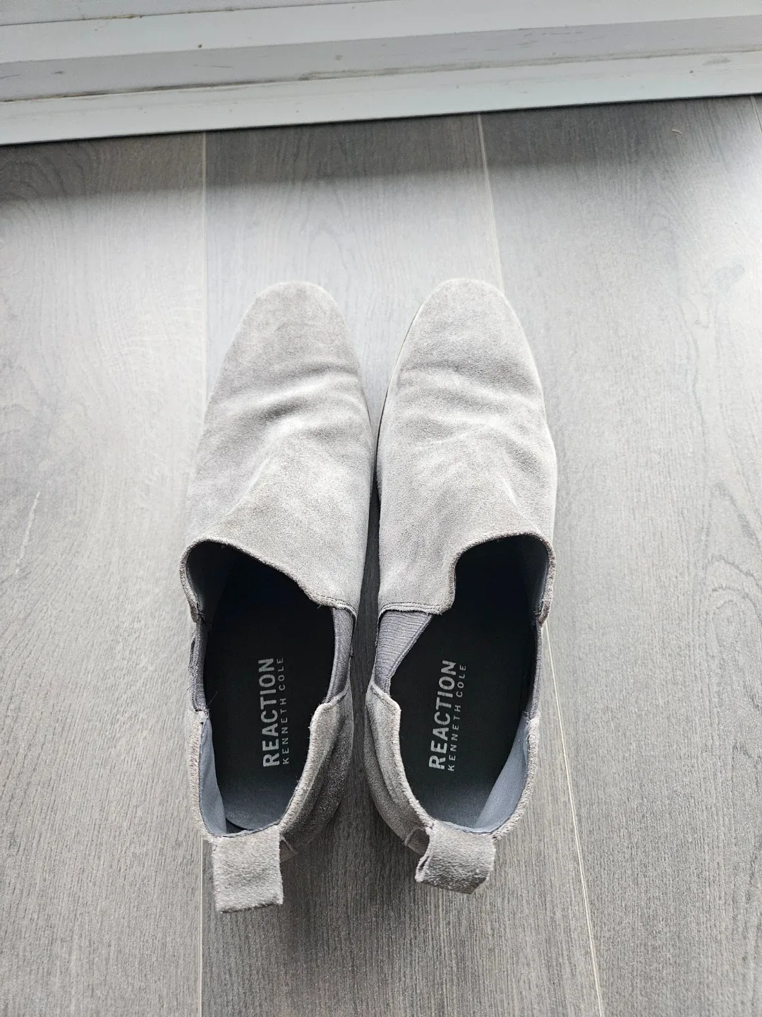 Kenneth Cole Reaction Grey Suede Chelsea Boots image indicator(5)