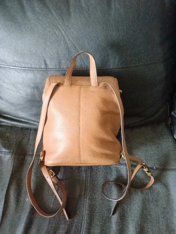 Coach Leather Backpack image indicator(2)