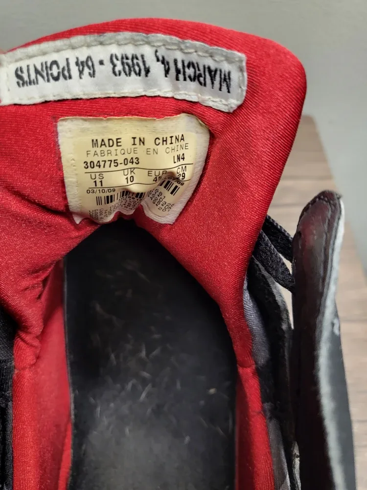 Air Jordan 7 Retro Raptors Size 11 image indicator(3)