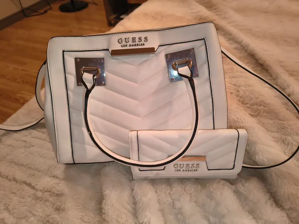 Guess White Quilted Wallet & Handbag