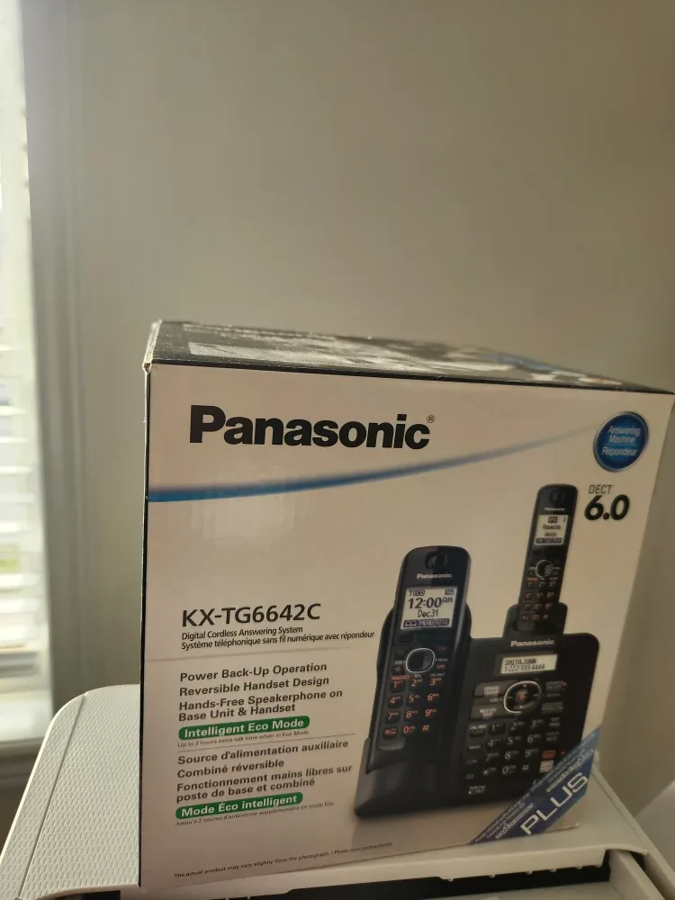 Panasonic KX-TG6642C Cordless Phone System PLUS free headset.