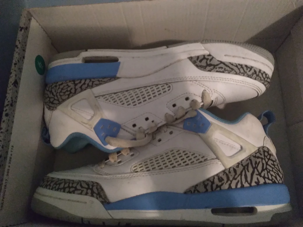 Jordan 3 Retro UNC, Size 7