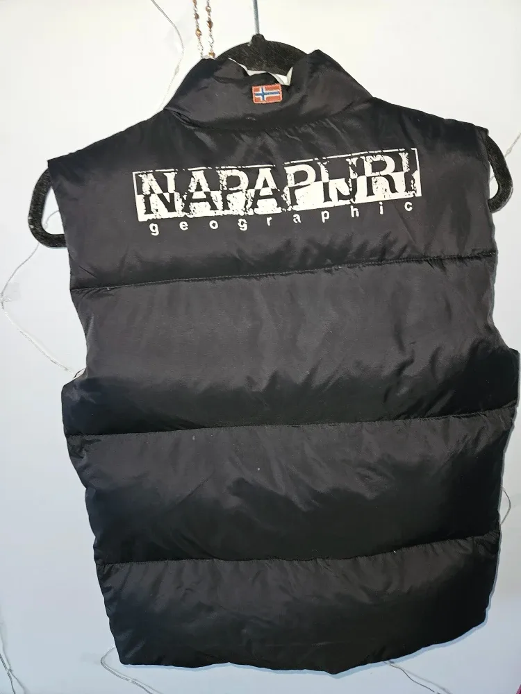 Napapijri Reversible Puffer Vest image indicator(2)