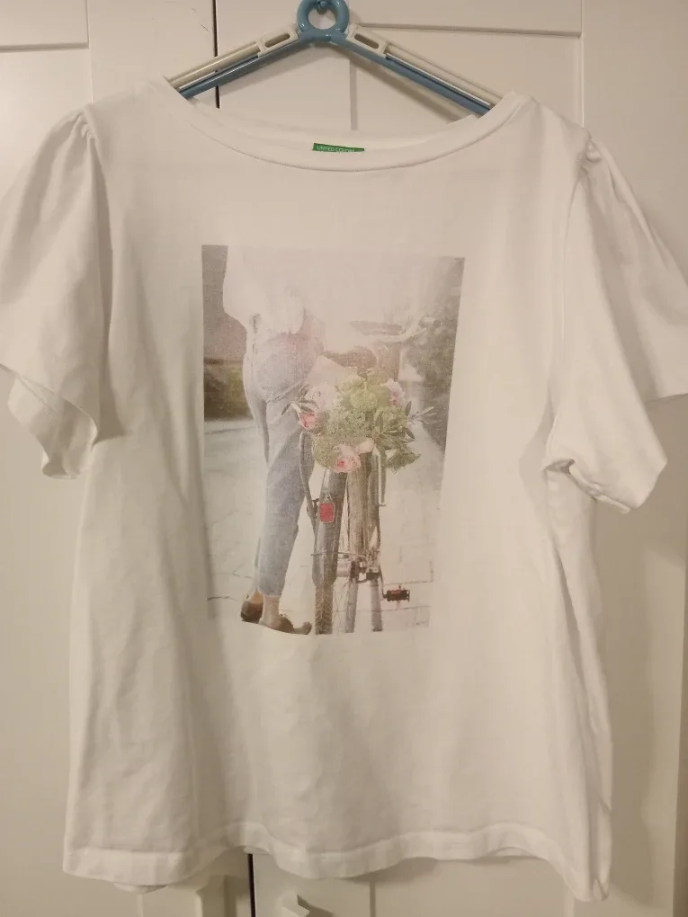 United Colors of Benetton White T-Shirt