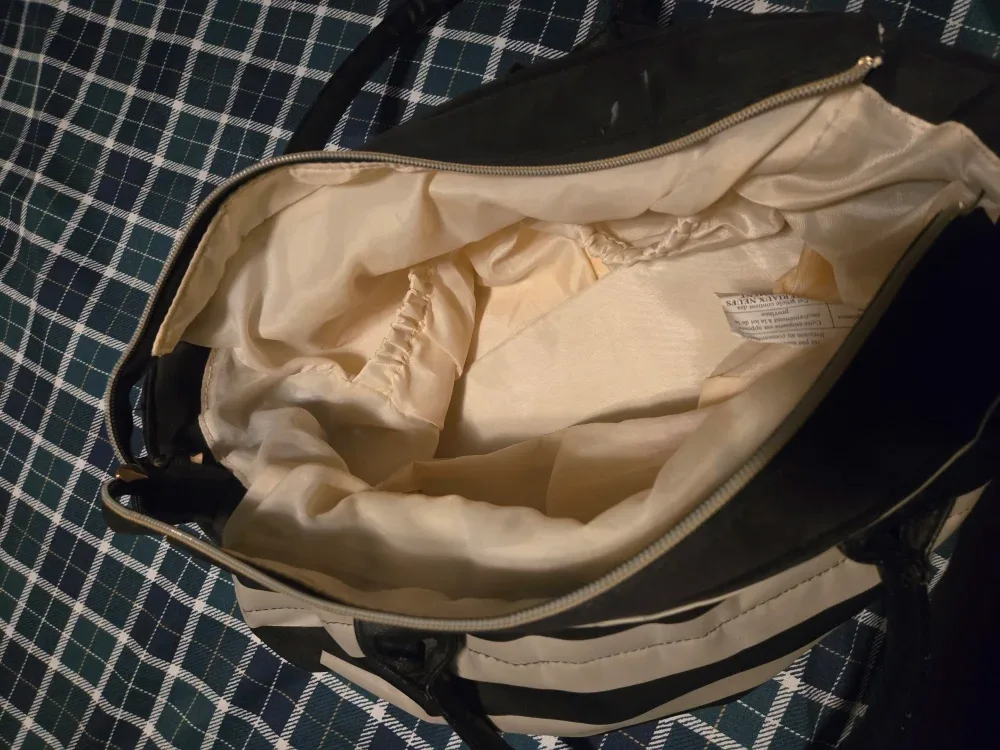 Striped Tote Bag image indicator(5)