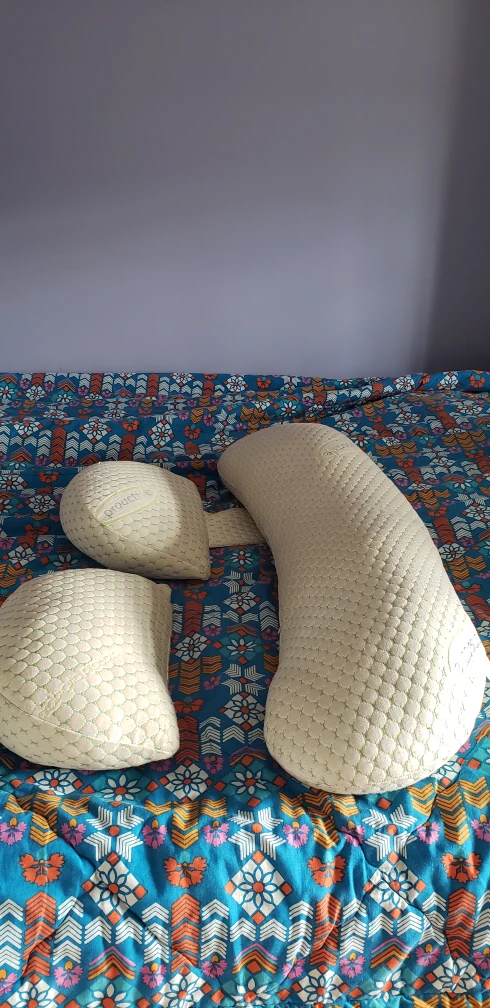 Pregnancy pillow
