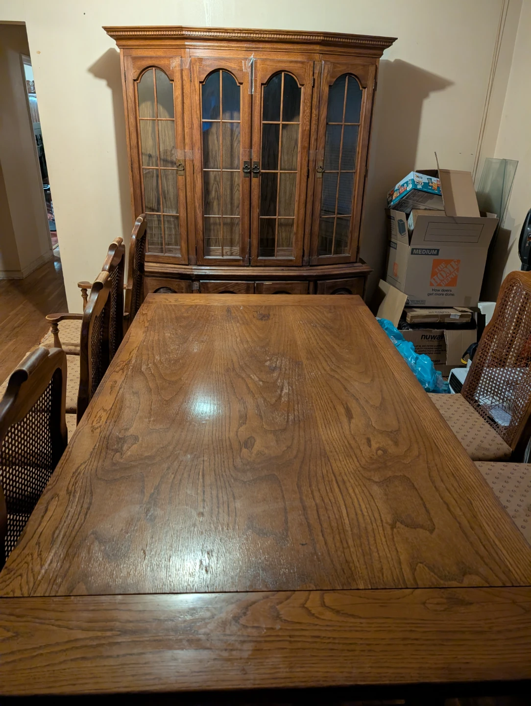 Dining Table Set with Hutch & 6 Chairs