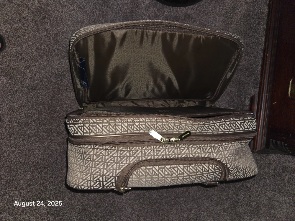 Anne Klein Rolling Suitcase - photo 2