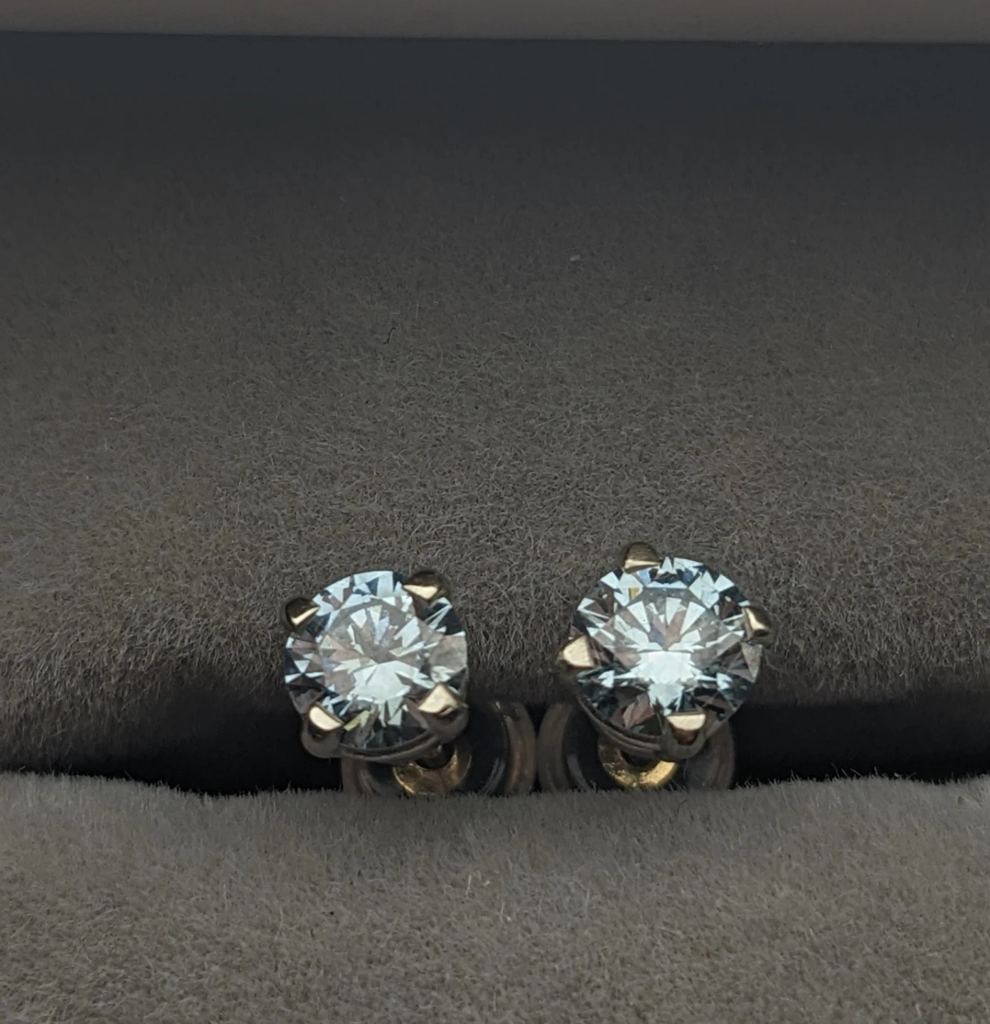 Lab-grown Diamond Earrings, 0.80 Carats