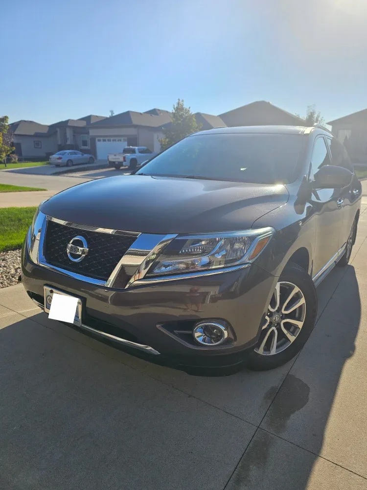 2016 Nissan Pathfinder SL SUV