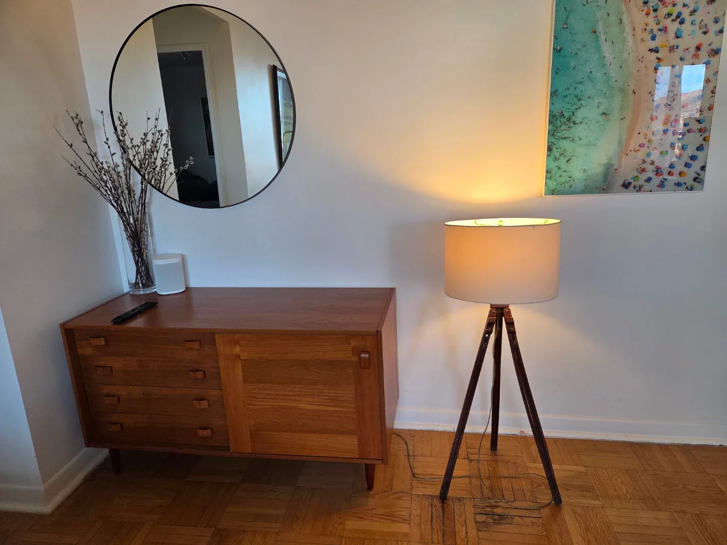 Tripod Floor Lamp image indicator(5)