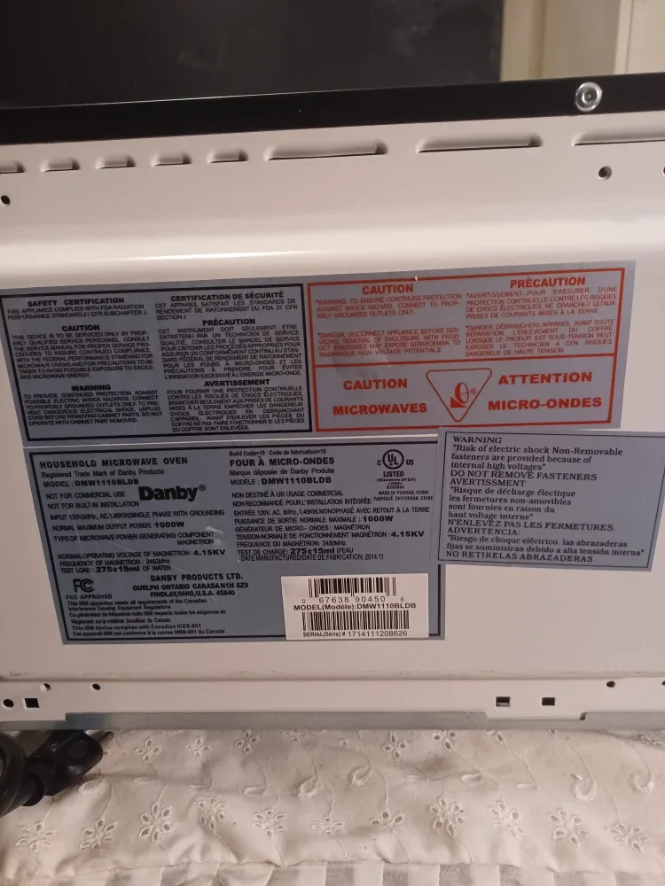 Danby Black Microwave image indicator(10)