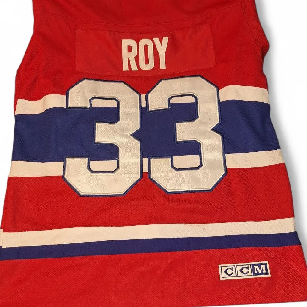 CCM Montreal Canadiens Roy #33 Jersey, Size 50 image indicator(2)
