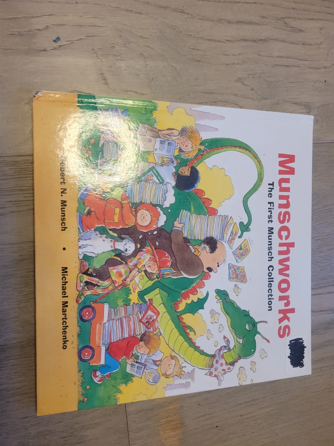 Munschworks Treasury Books - Robert Munsch image indicator(3)