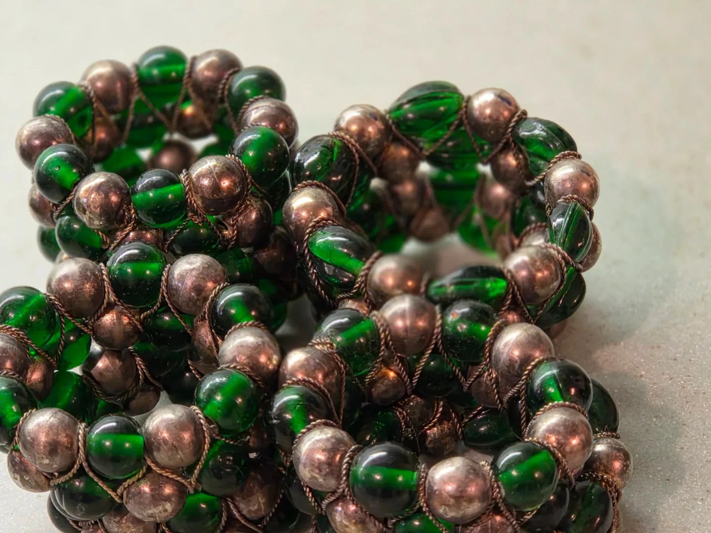 Set of 20 Green & Silver Napkin Rings image indicator(3)