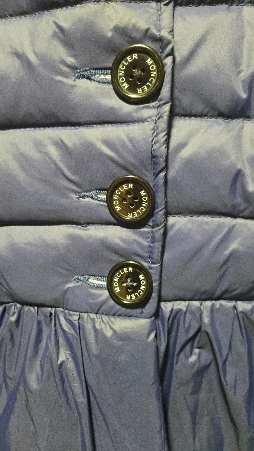 Moncler Down Puffer Jacket - Size 4 (S-M) image indicator(3)