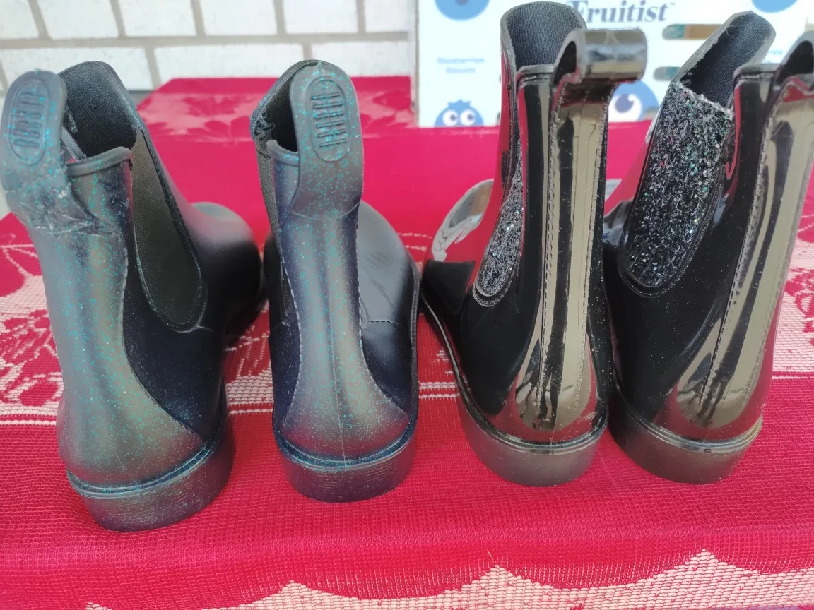 Brand New Casual Rain Shoes image indicator(3)