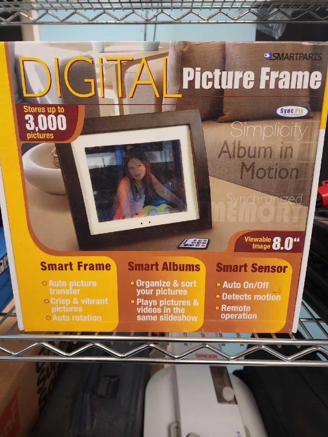 Smartparts Digital Picture Frame - 8.0"