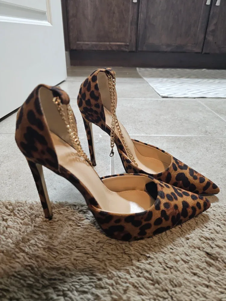 Leopard Print Heels with Gold Chain Detail - Size 7 image indicator(2)