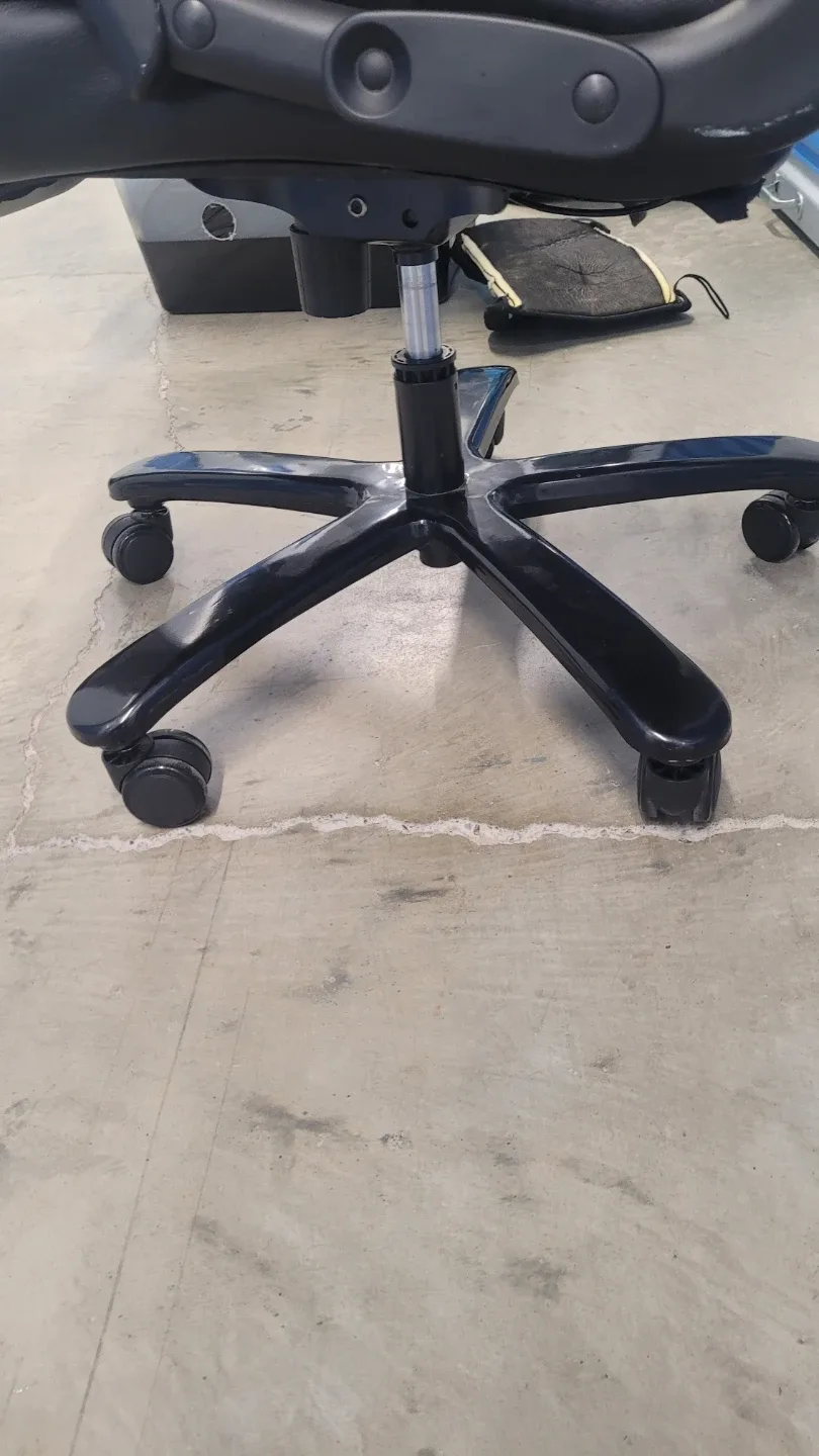 🥕🥕Black Leather Office Chair image indicator(3)