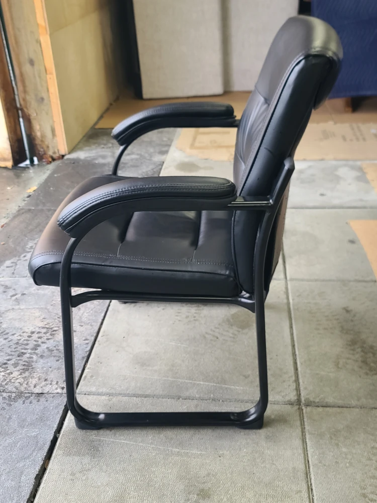 Black Office Chair - photo 3