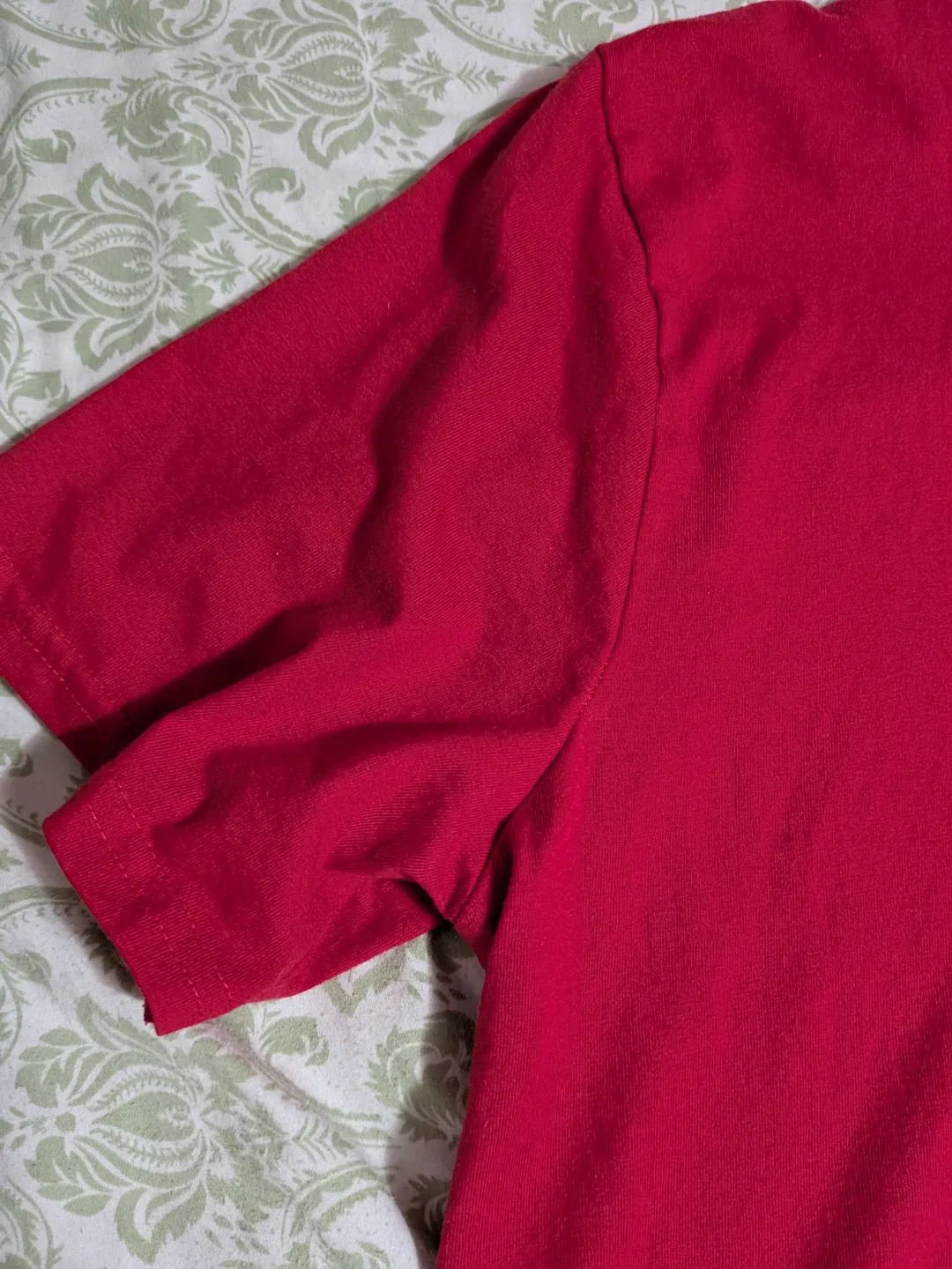 Under Disguise Graphic T-Shirt - Size L/G image indicator(5)