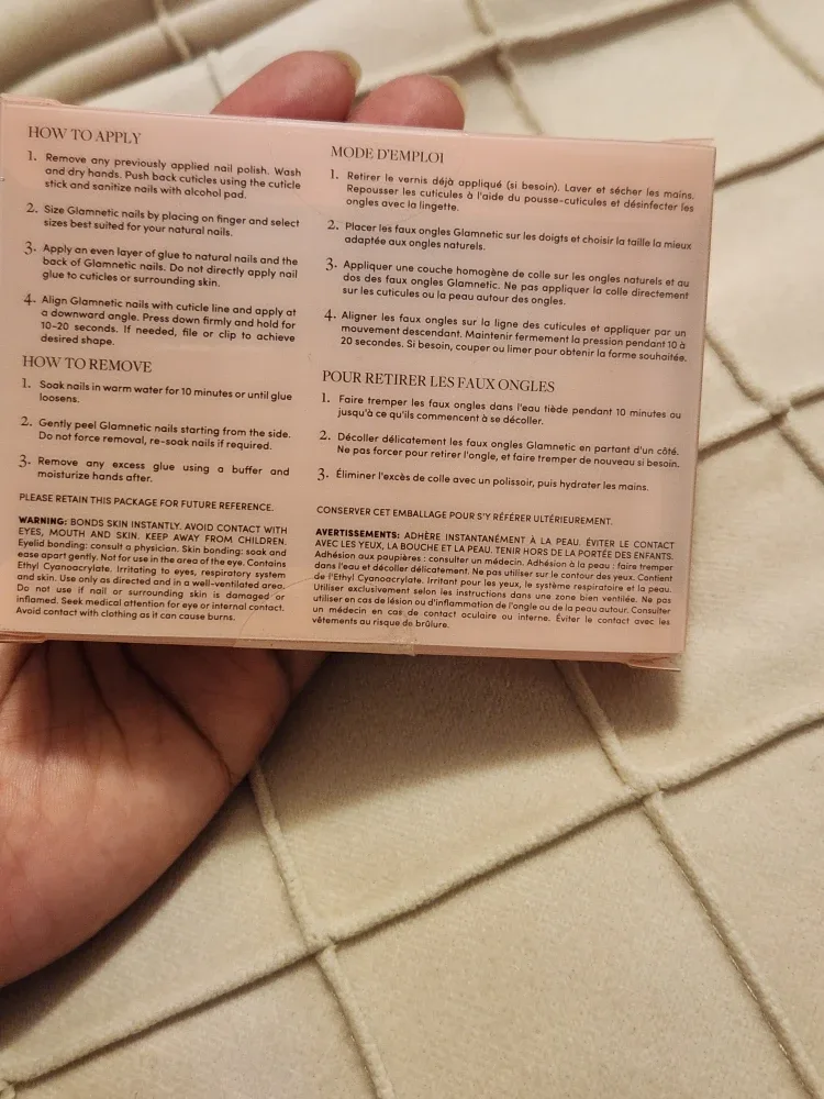 Glamnetic Mirror Mirror Short Almond Press-On Nails image indicator(6)