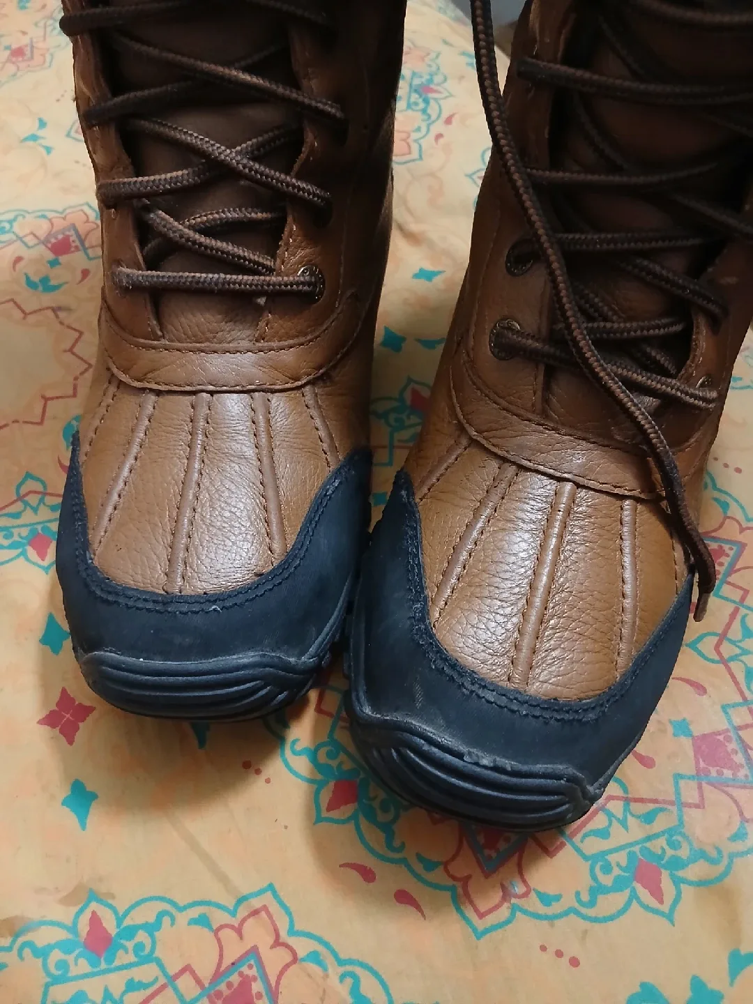 UGG Australia Brown Leather Winter Boots image indicator(5)