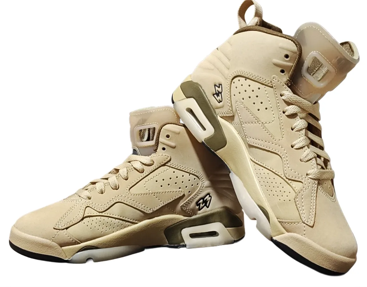 *LIKE NEW* 6.5 US—Air Jordan Jumpman MVP [TEAM GOLD]