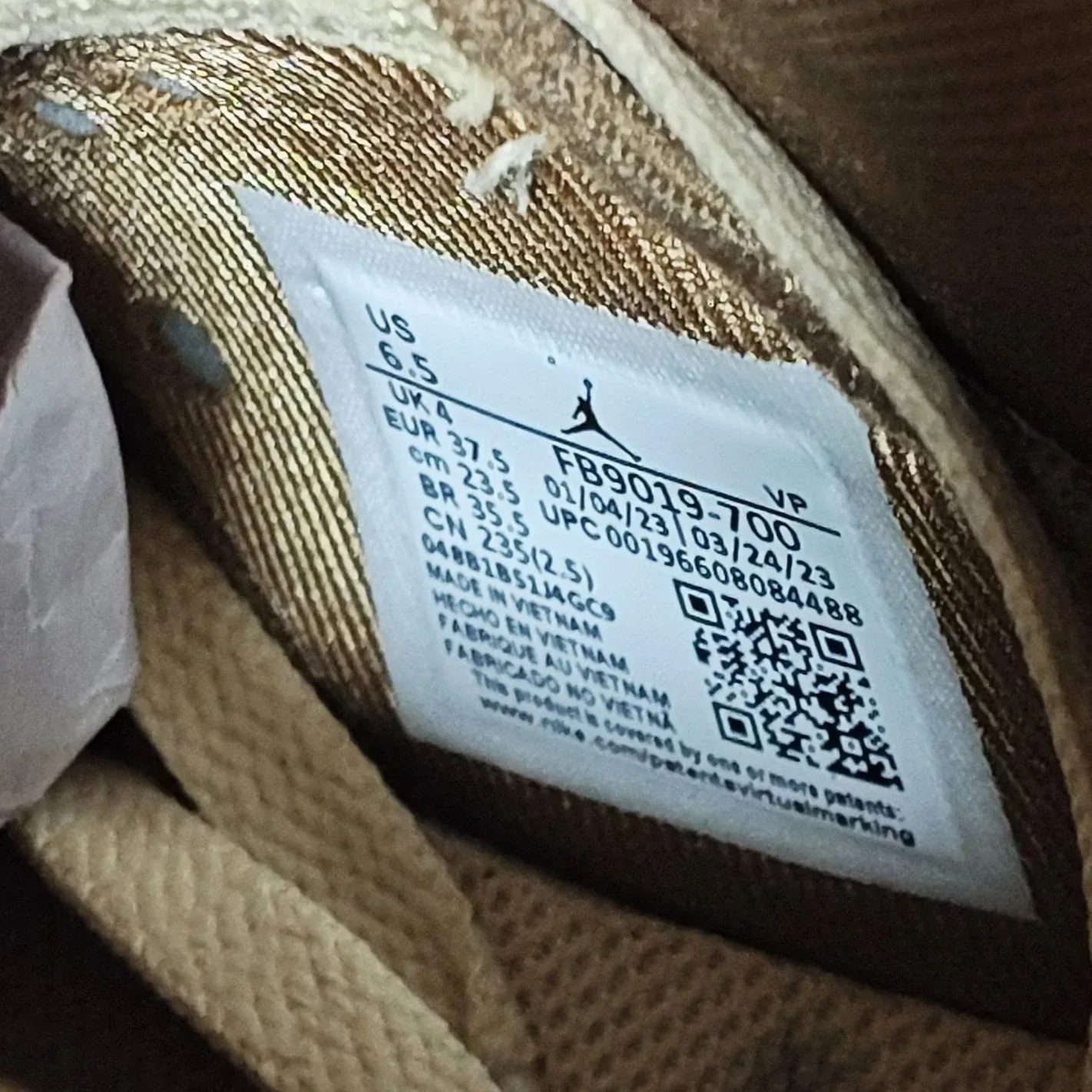 *LIKE NEW* 6.5 US—Air Jordan Jumpman MVP [TEAM GOLD] image indicator(7)