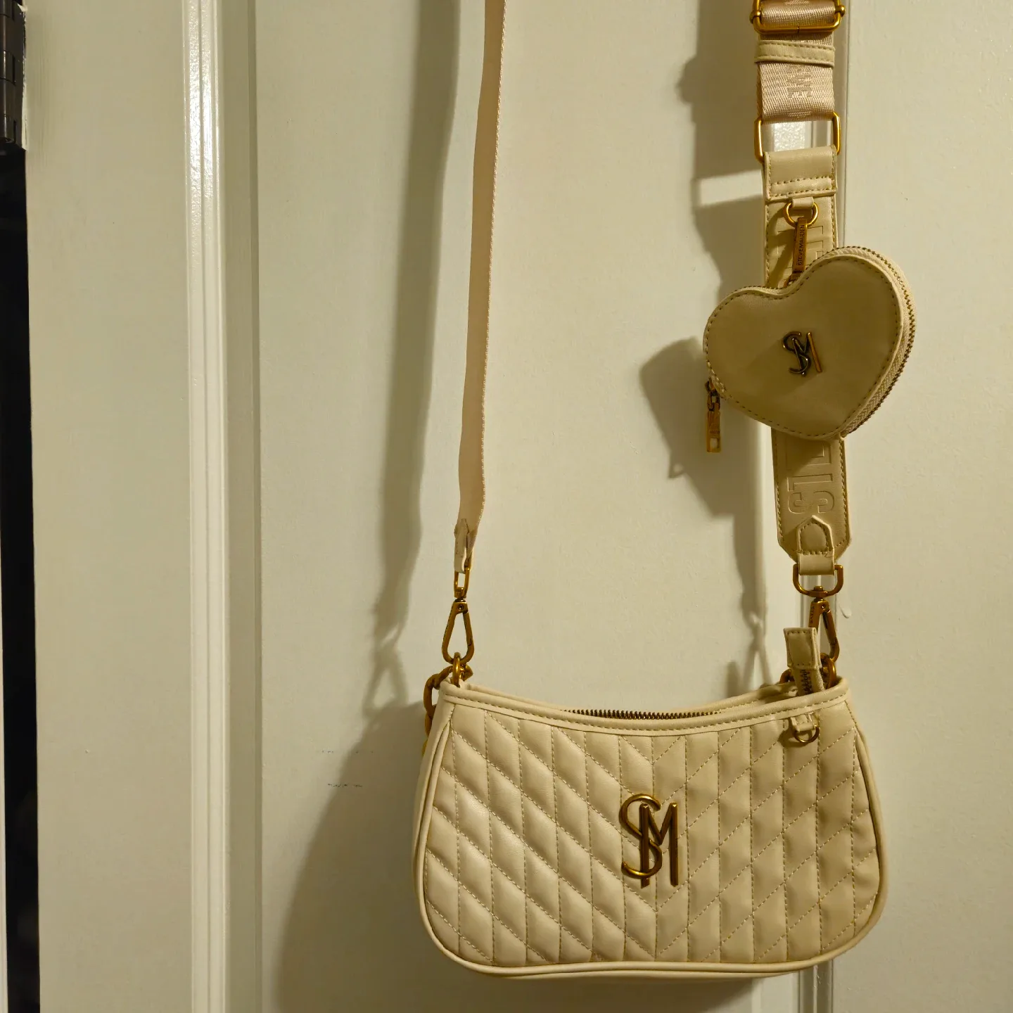 Steve Madden Cream Bag image indicator(3)