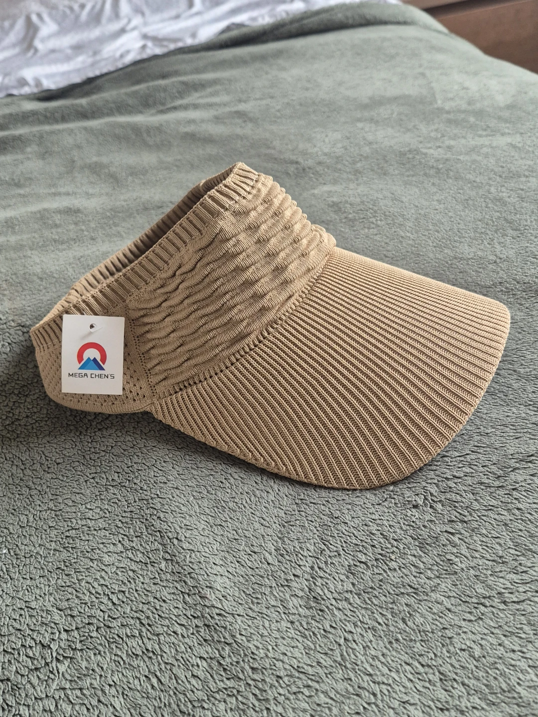Mega Chen's Knit Visor - Beige