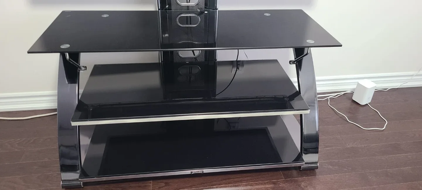 Tv Stand table. **** No TV **** image indicator(5)