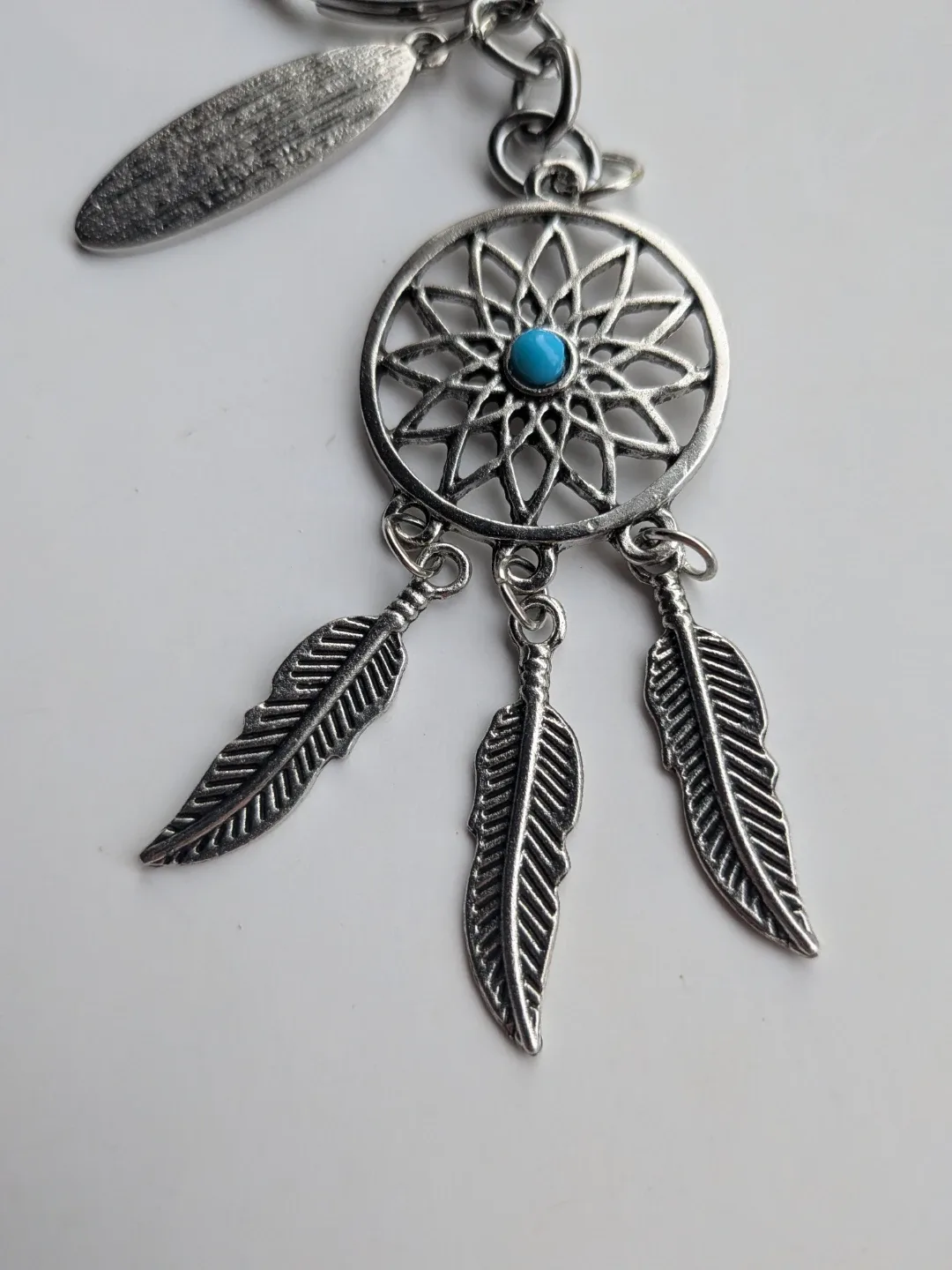Dreamcatcher Keychain with Feathers image indicator(9)