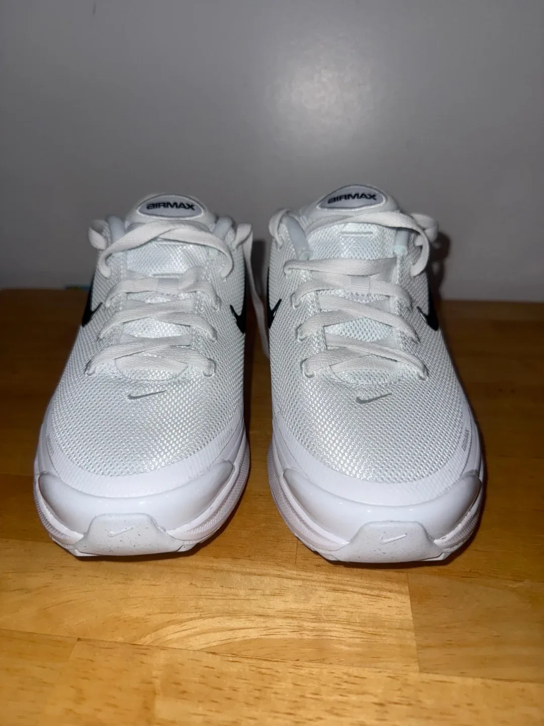 Nike Air Max Portal, Women's size 9.5 image indicator(5)