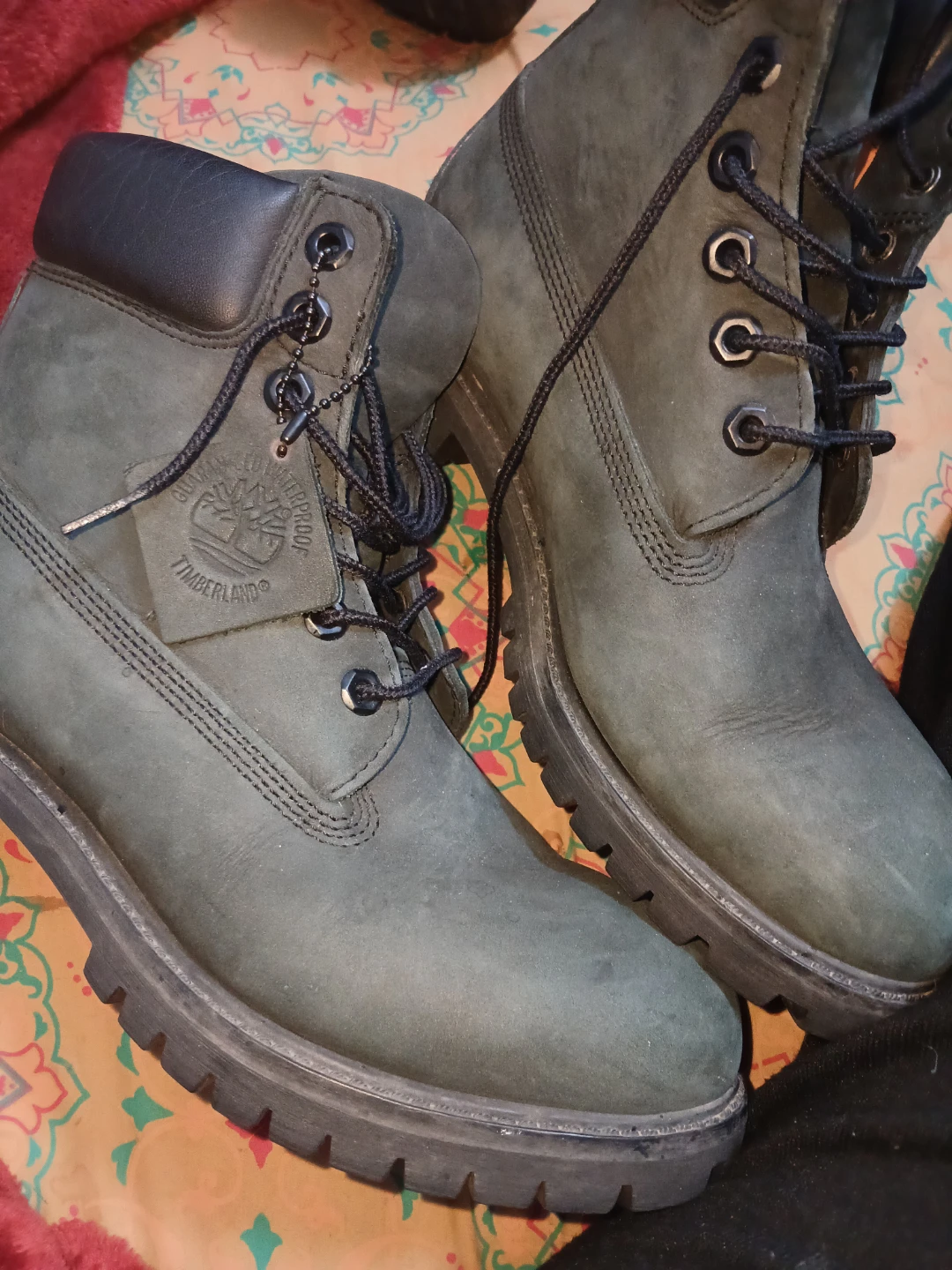 Timberland Boots - Size 8.5M - Olive Green