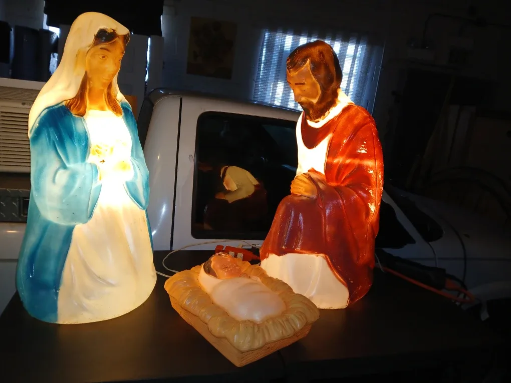 26 inch ornaments for outside